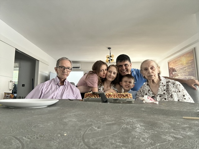 Foto familiar en su cumpleaños